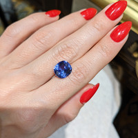 5.86 Ct. Blue Sapphire from Ceylon (Sri Lanka) Life Style