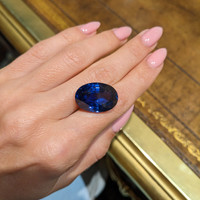 27.27 Ct. Blue Sapphire from Ceylon (Sri Lanka) Life Style