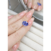 5.16 Ct. Purplish Blue Sapphire from Ceylon (Sri Lanka) Life Style