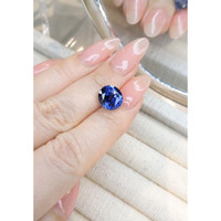 6.77 Ct. Blue Sapphire from Ceylon (Sri Lanka) Life Style