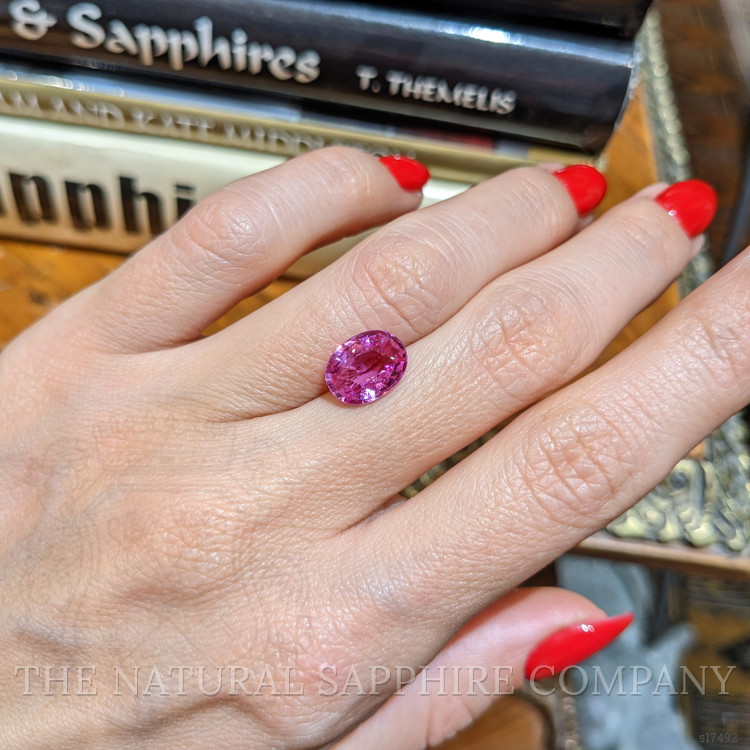 2.89 Ct. Purplish Pink Sapphire from Ceylon (Sri Lanka)