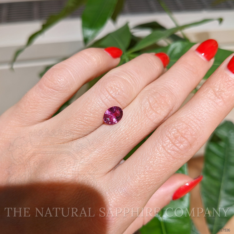 1.52 Ct. Pink Sapphire from Ceylon (Sri Lanka)