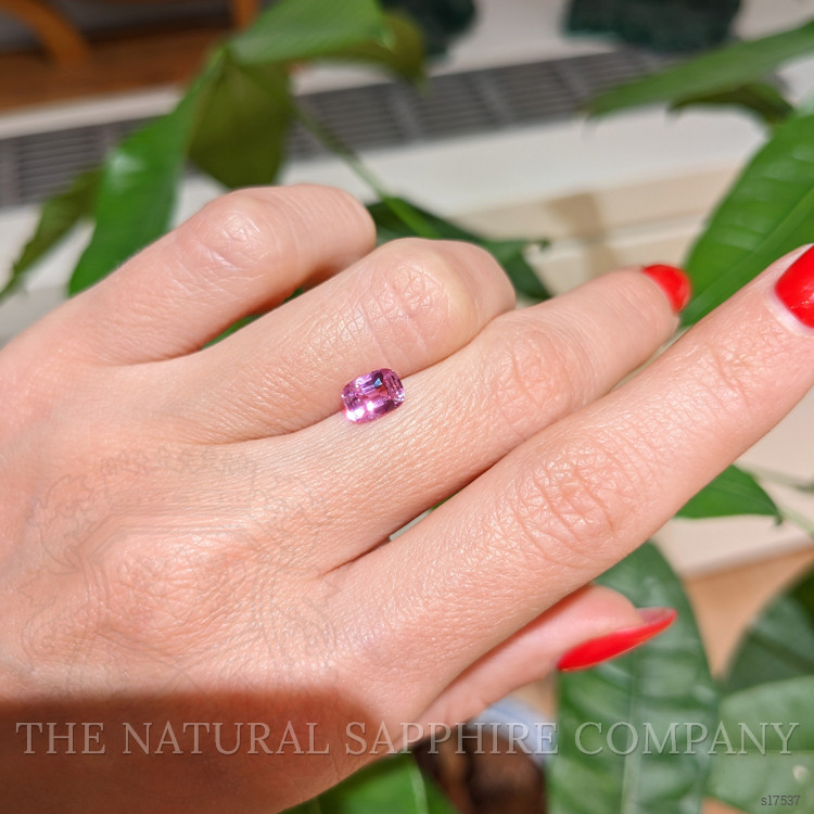 1.07 Ct. Pink Sapphire from Ceylon (Sri Lanka)