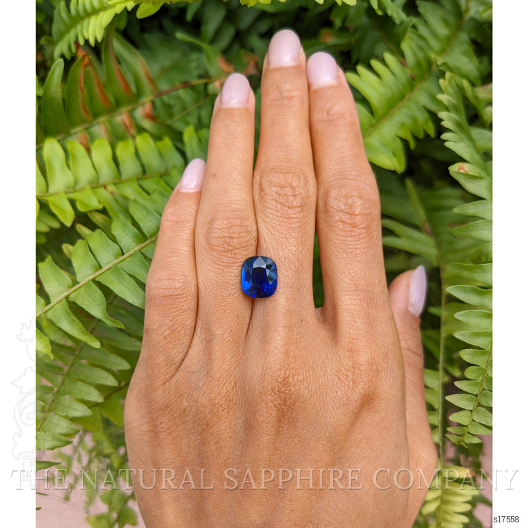 4.56 Ct. Blue Sapphire from Ceylon (Sri Lanka)