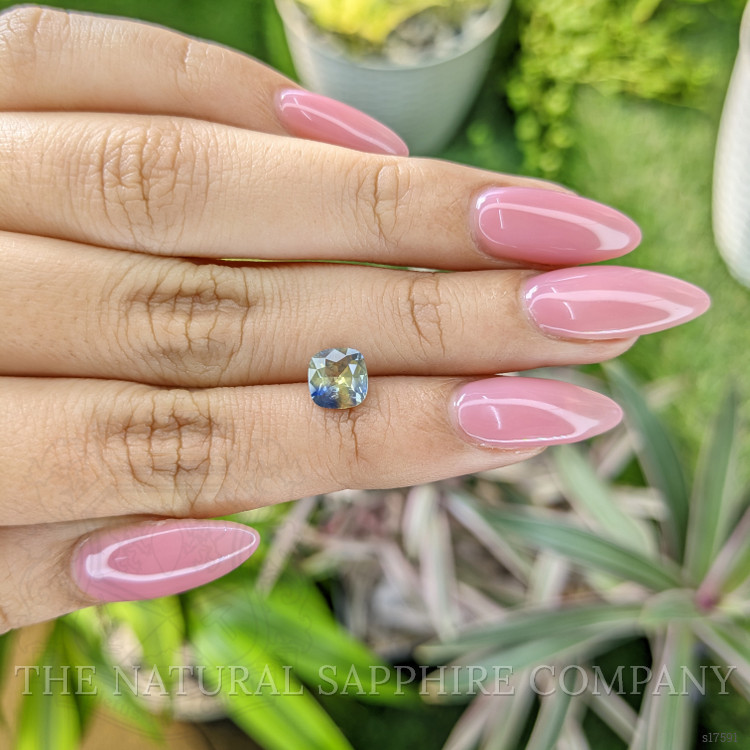 1.29 Ct. Bi Color Sapphire from Ceylon (Sri Lanka)