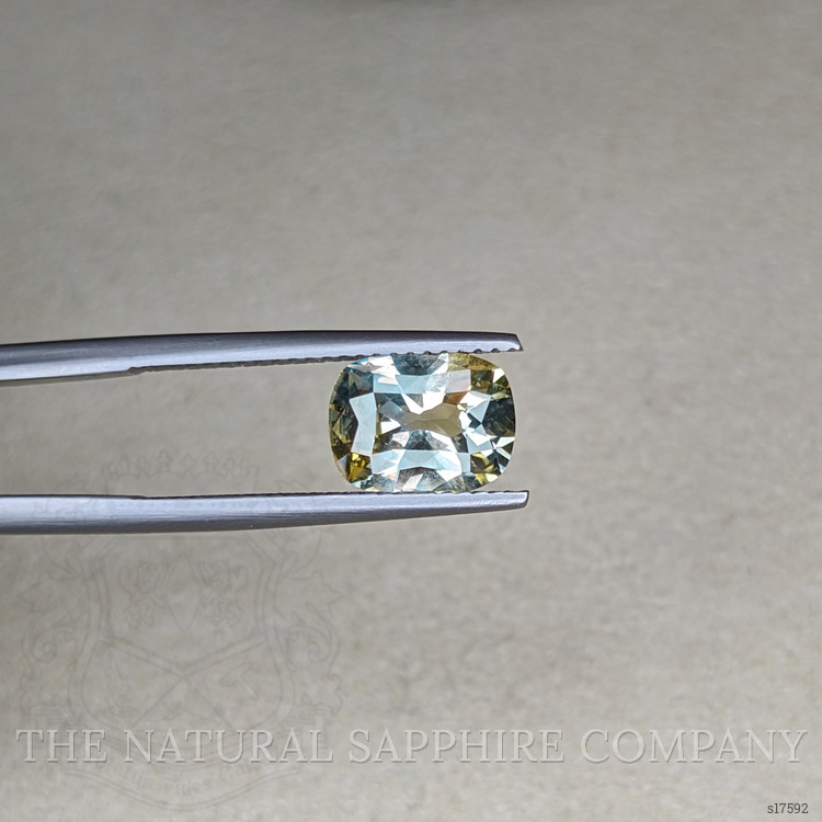 2.29 Ct. Bi Color Sapphire from Ceylon (Sri Lanka)