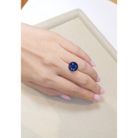 9.47 Ct. Blue Sapphire from Ceylon (Sri Lanka) Life Style