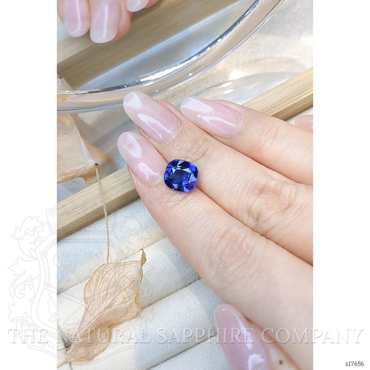 4.01 Ct. Blue Sapphire from Ceylon (Sri Lanka)