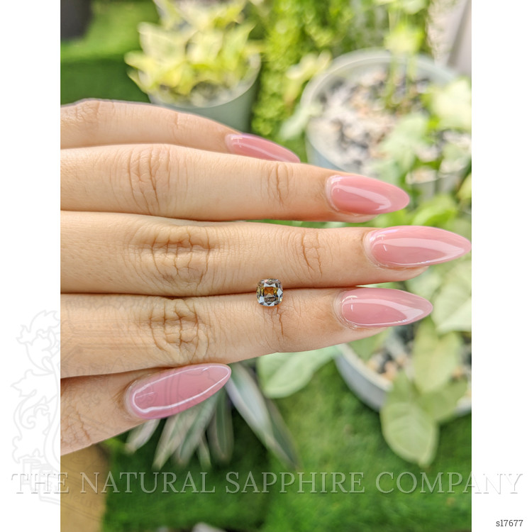 1.09 Ct. Bi Color Sapphire from Ceylon (Sri Lanka)