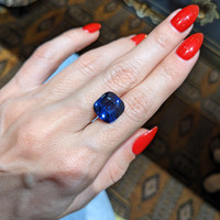 9.03 Ct. Blue Sapphire from Ceylon (Sri Lanka) Life Style