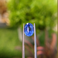 2.88 Ct. Blue Sapphire from Ceylon (Sri Lanka) Life Style