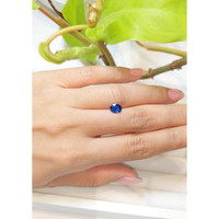 1.05 Ct. Blue Sapphire from Ceylon (Sri Lanka) Life Style