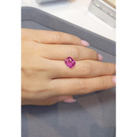 3.24 Ct. Pink Sapphire from Madagascar Life Style