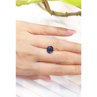 3.00 Ct. Bi Color Sapphire from Madagascar Life Style