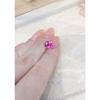 4.05 Ct. Pink Sapphire from Madagascar Life Style
