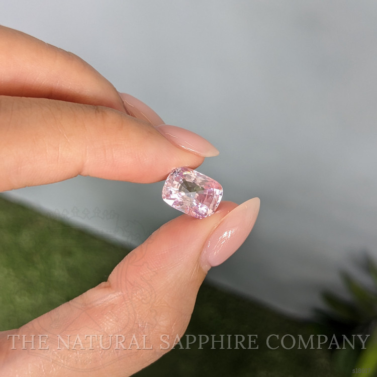 5.24 Ct. Pink Sapphire from Ceylon (Sri Lanka)
