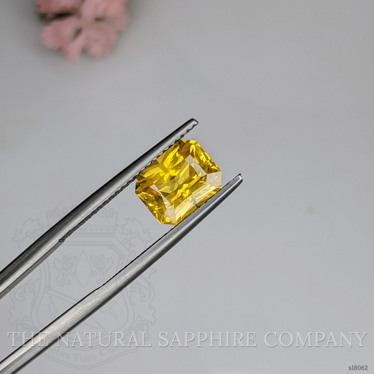 2.95 Ct. Yellow Sapphire from Ceylon (Sri Lanka)