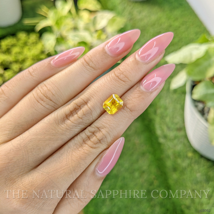 2.95 Ct. Yellow Sapphire from Ceylon (Sri Lanka)