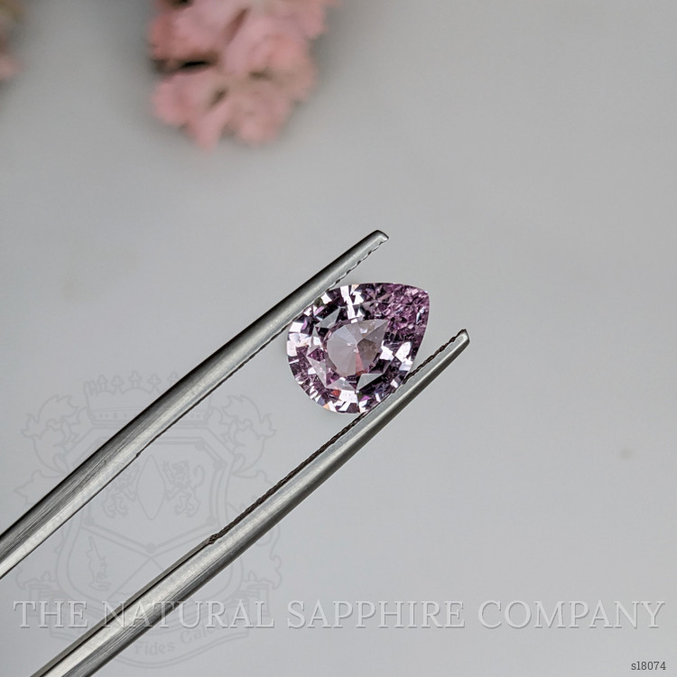 1.95 Ct. Pink Sapphire from Ceylon (Sri Lanka)