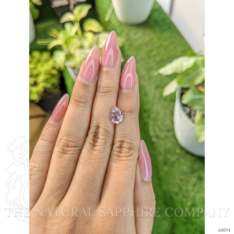 1.95 Ct. Pink Sapphire from Ceylon (Sri Lanka)