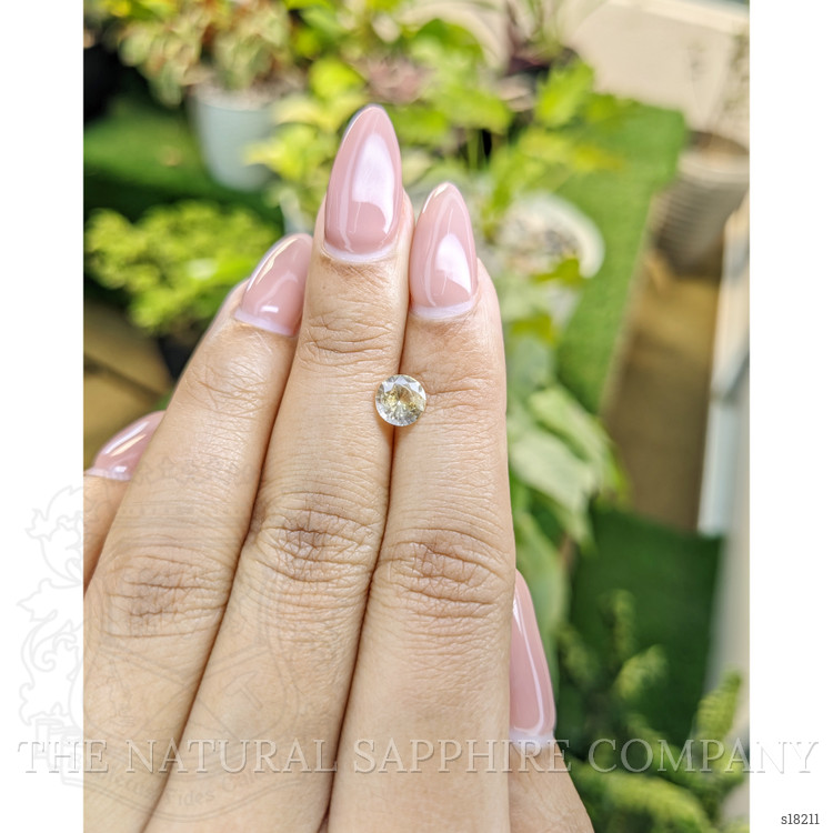 0.90 Ct. Yellow Sapphire from Ceylon (Sri Lanka)