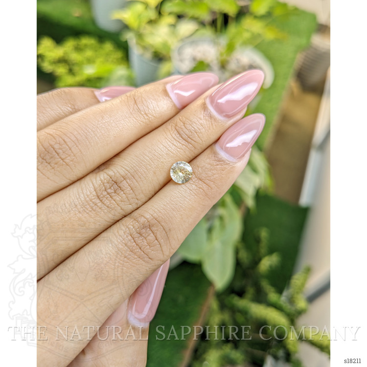 0.90 Ct. Yellow Sapphire from Ceylon (Sri Lanka)