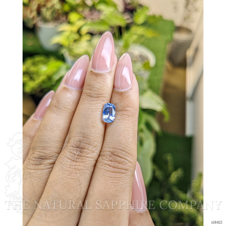 1.68 Ct. Bi Color Sapphire from Ceylon (Sri Lanka)