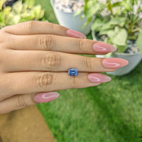 1.63 Ct. Bi Color Sapphire from Ceylon (Sri Lanka) Life Style