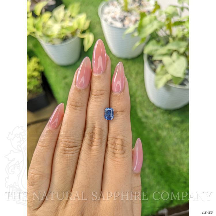 1.63 Ct. Bi Color Sapphire from Ceylon (Sri Lanka)