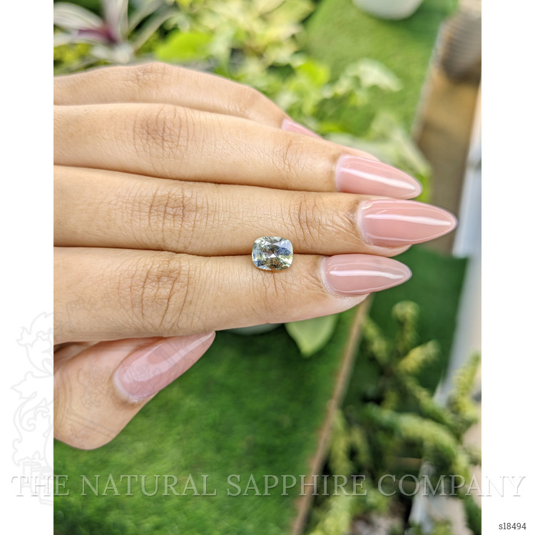 1.90 Ct. Bi Color Sapphire from Ceylon (Sri Lanka)