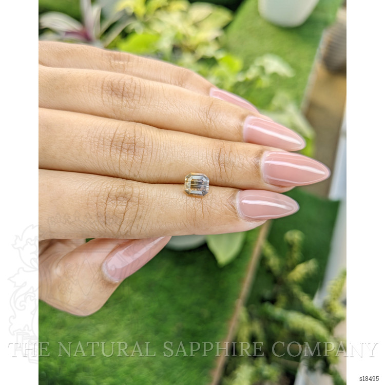 2.24 Ct. Bi Color Sapphire from Ceylon (Sri Lanka)