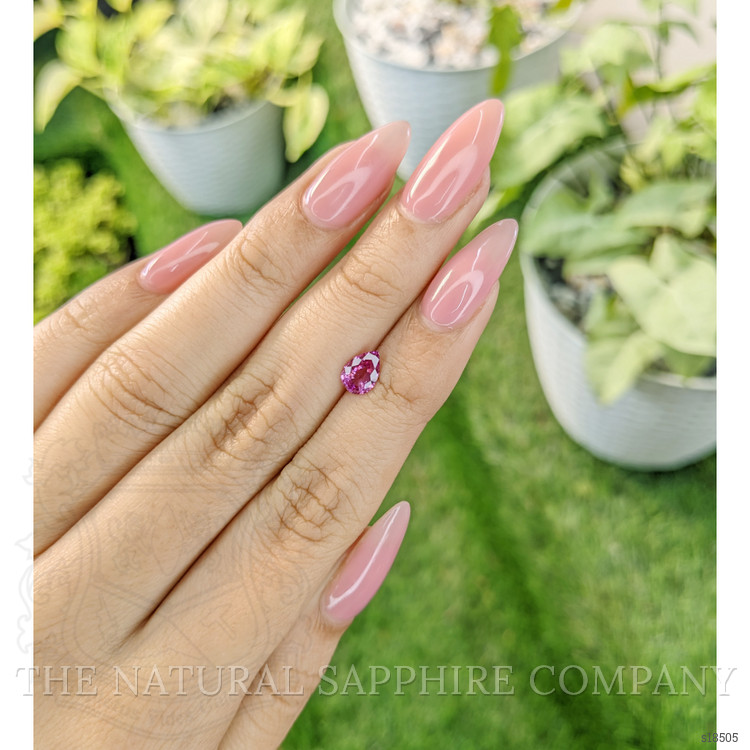 0.87 Ct. Pink Sapphire from Ceylon (Sri Lanka)