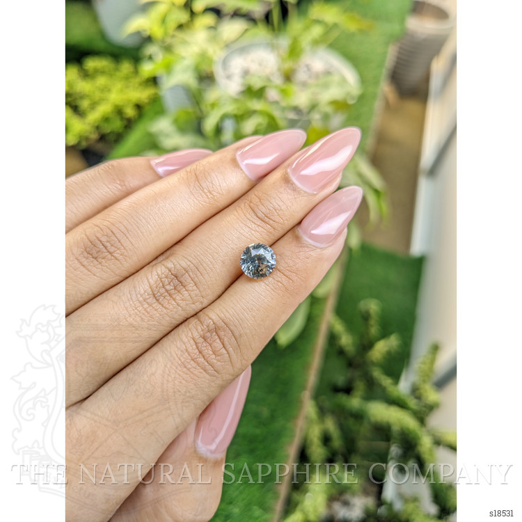 3.16 Ct. Bi Color Sapphire from Ceylon (Sri Lanka)