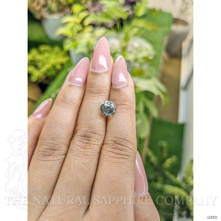 3.16 Ct. Bi Color Sapphire from Ceylon (Sri Lanka)
