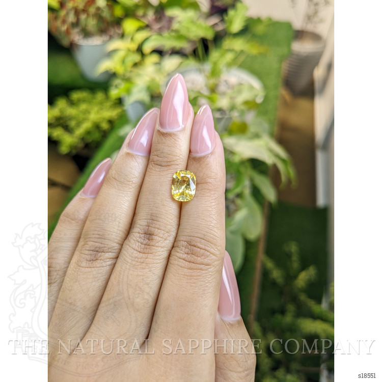 3.18 Ct. Yellow Sapphire from Ceylon (Sri Lanka)