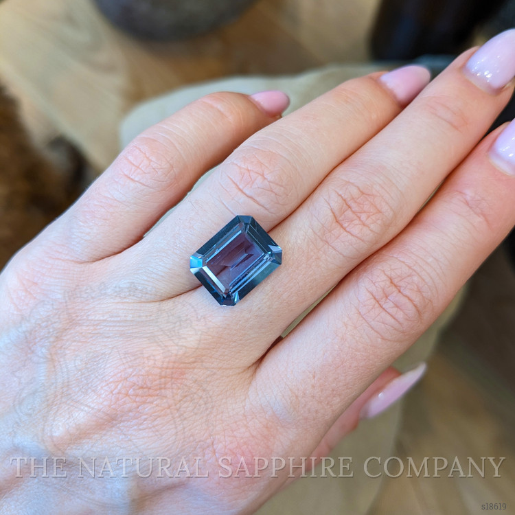 7.94 Ct. Violet Sapphire from Ceylon (Sri Lanka)