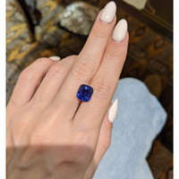 5.03 Ct. Blue Sapphire from Madagascar Life Style
