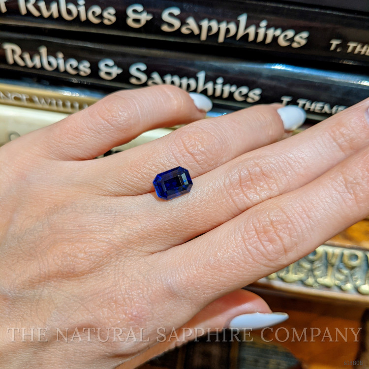 4.06 Ct. Blue Sapphire from Ceylon (Sri Lanka)