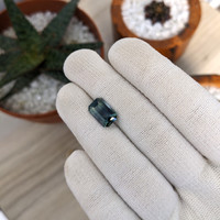 4.02 Ct. Sapphire from Tanzania Life Style