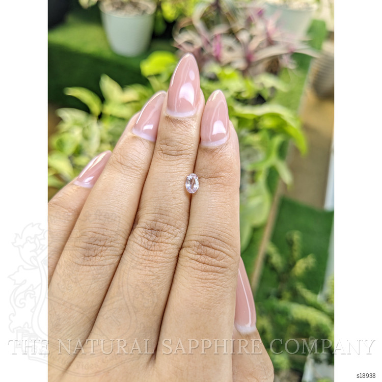 0.45 Ct. Pink Sapphire from Ceylon (Sri Lanka)