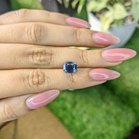3.05 Ct. Sapphire from Madagascar Life Style