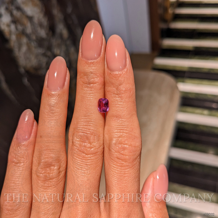 1.25 Ct. Pink Sapphire from Ceylon (Sri Lanka)