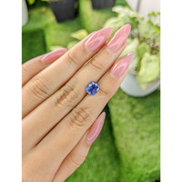 2.19 Ct. Purplish Blue Sapphire from Ceylon (Sri Lanka) Life Style