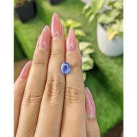 3.06 Ct. Blue Sapphire from Ceylon (Sri Lanka) Life Style