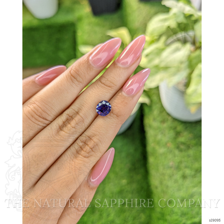 2.84 Ct. Color Change Sapphire from Ceylon (Sri Lanka)