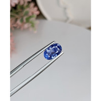 2.89 Ct. Blue Sapphire from Ceylon (Sri Lanka) Life Style