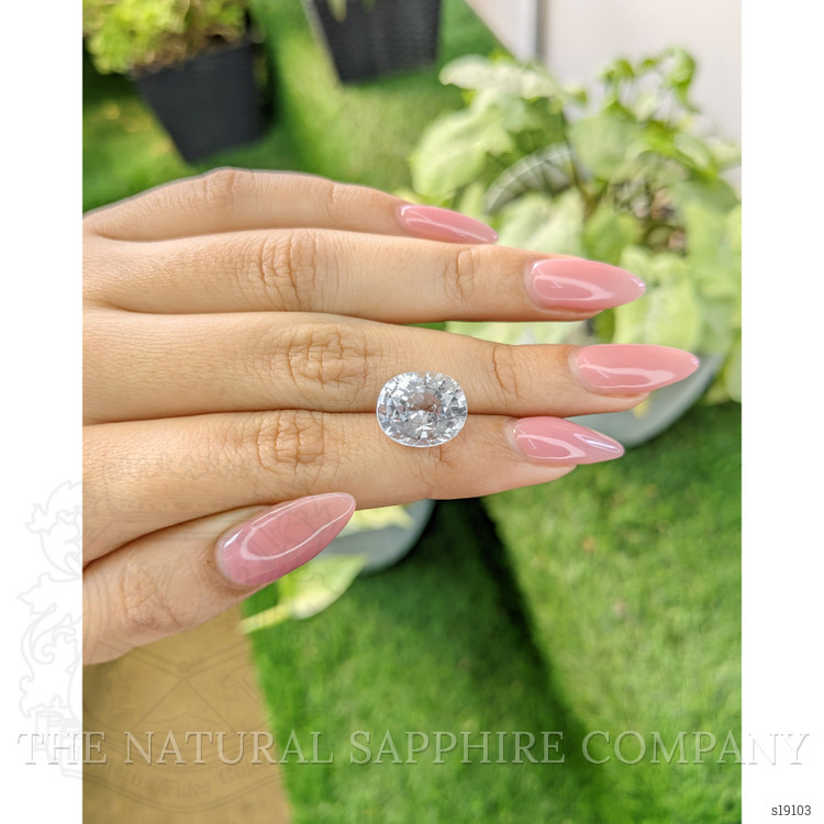 8.84 Ct. White Sapphire from Ceylon (Sri Lanka)