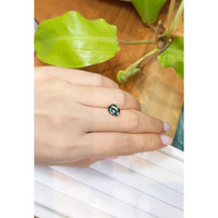 2.52 Ct. Green Sapphire from Ceylon (Sri Lanka) Life Style