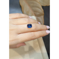 5.08 Ct. Blue Cabochon Sapphire from Ceylon (Sri Lanka) Life Style