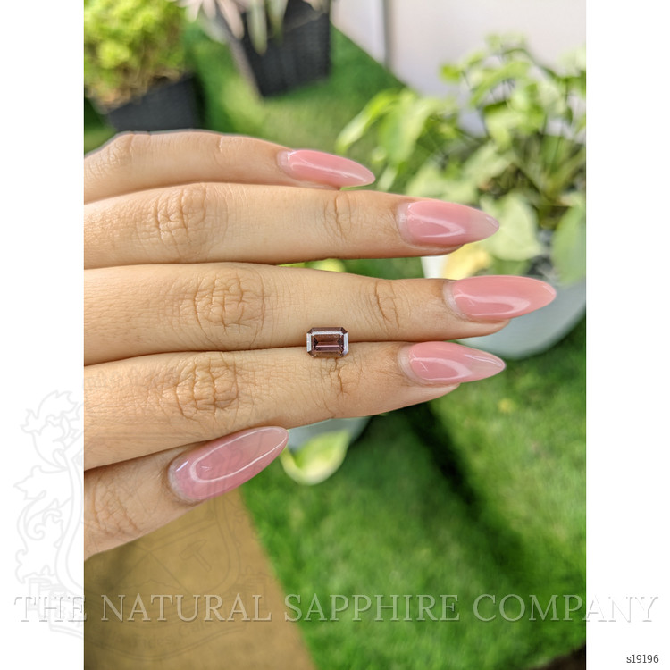 1.23 Ct. Pinkish Brown Sapphire from Ceylon (Sri Lanka)